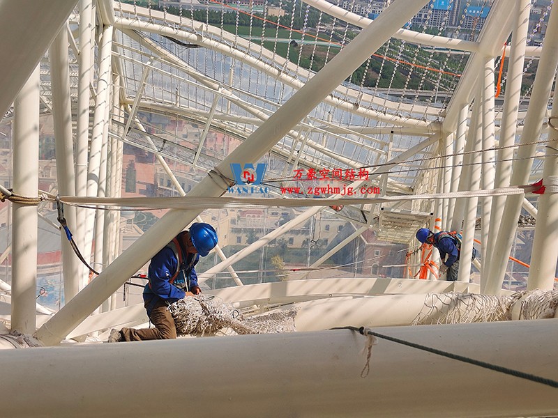 劳动最光荣,致敬一线工作者! 劳动最光荣,致敬一线工作者!