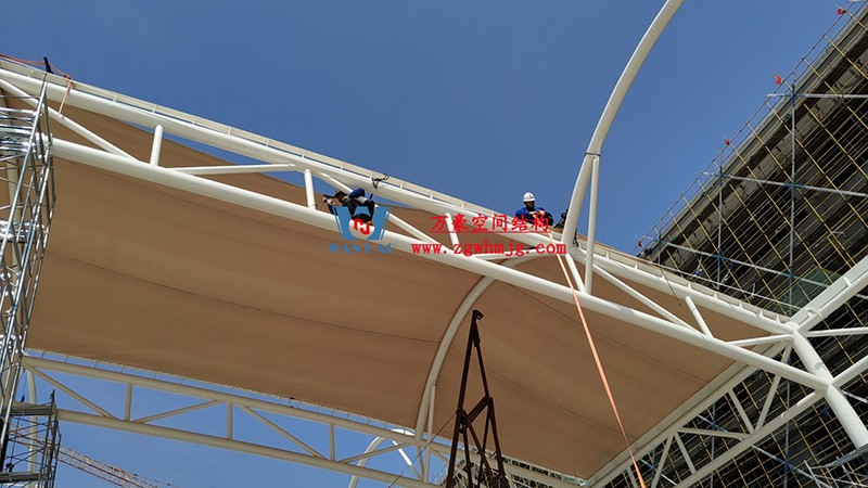 劳动最光荣,致敬一线工作者! 劳动最光荣,致敬一线工作者!