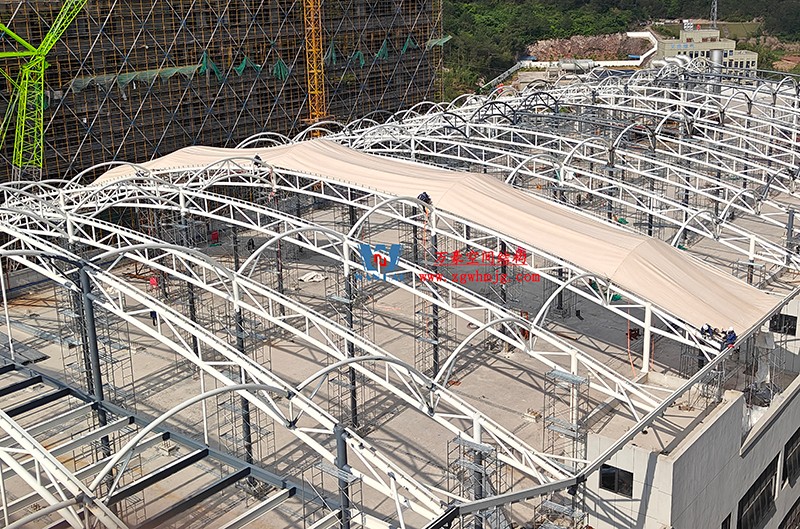 劳动最光荣,致敬一线工作者! 劳动最光荣,致敬一线工作者!