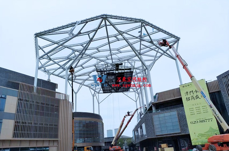 劳动最光荣,致敬一线工作者! 劳动最光荣,致敬一线工作者!