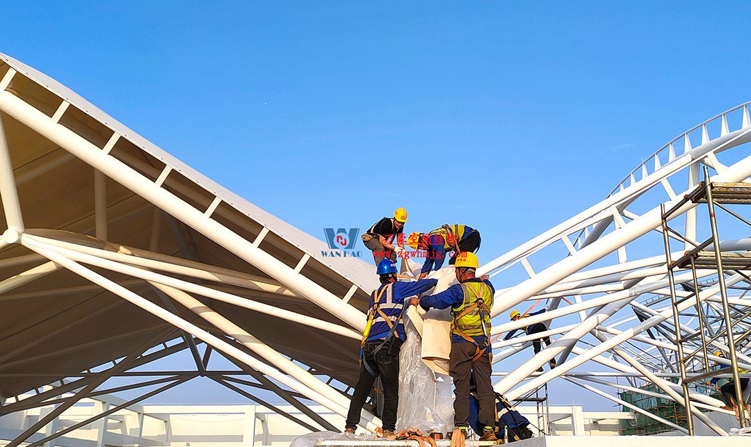 工程进度全速推进,PTFE膜材张拉在即! 工程进度全速推进,PTFE膜材张拉在即!