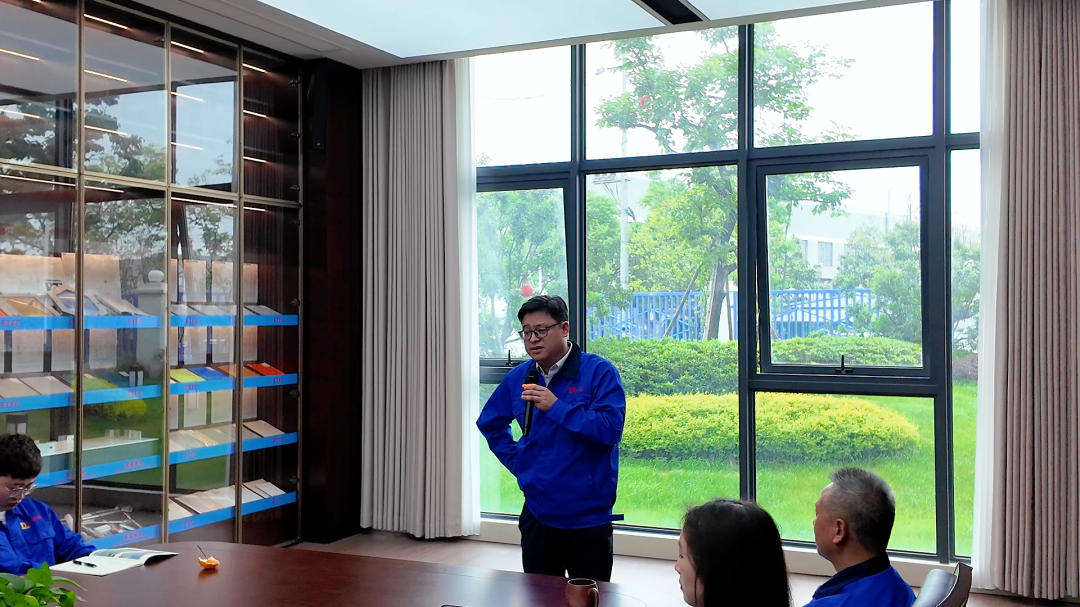 浙江萬豪空间结构集团有限公司隆重举行“匠心传承·共筑未来”师徒大会! 浙江萬豪空间结构集团有限公司隆重举行“匠心传承·共筑未来”师徒大会!