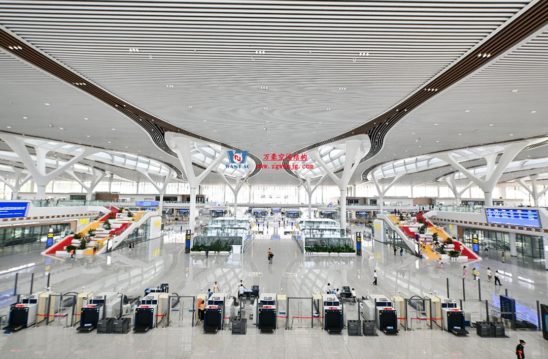 重庆东站：揭开“西部高铁新地标”神秘面纱