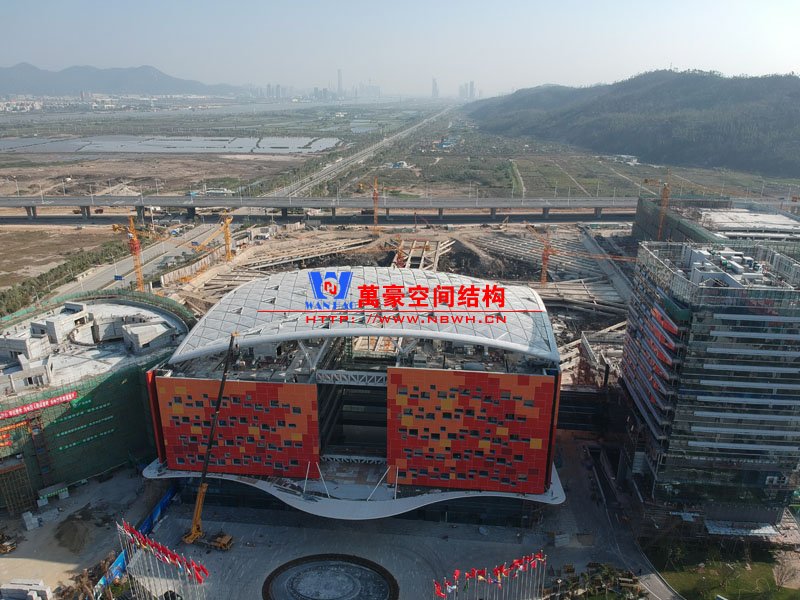 横琴国际科技中心屋顶张拉膜结构