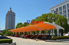 膜结构车棚施工安装时的涂装技术分析介绍