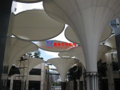 膜结构建筑如何避免积水生成？膜结构防止积水的方法是什么？