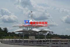 什么是空间膜结构测地线裁剪法？具体又是如何操作的？