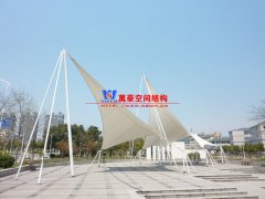 膜结构建筑的连接部位哪些环节很重要？需要注意什么问题？