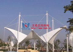 膜结构遮阳棚安装哪家好？为什么膜结构遮阳棚选万豪？