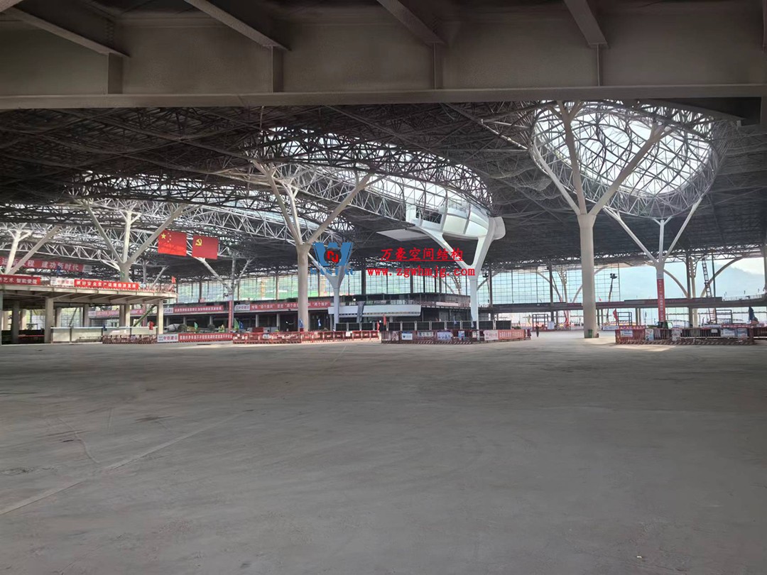 重庆东站站房正在加速建设,全力绘就项目新篇章 重庆东站站房正在加速建设,全力绘就项目新篇章