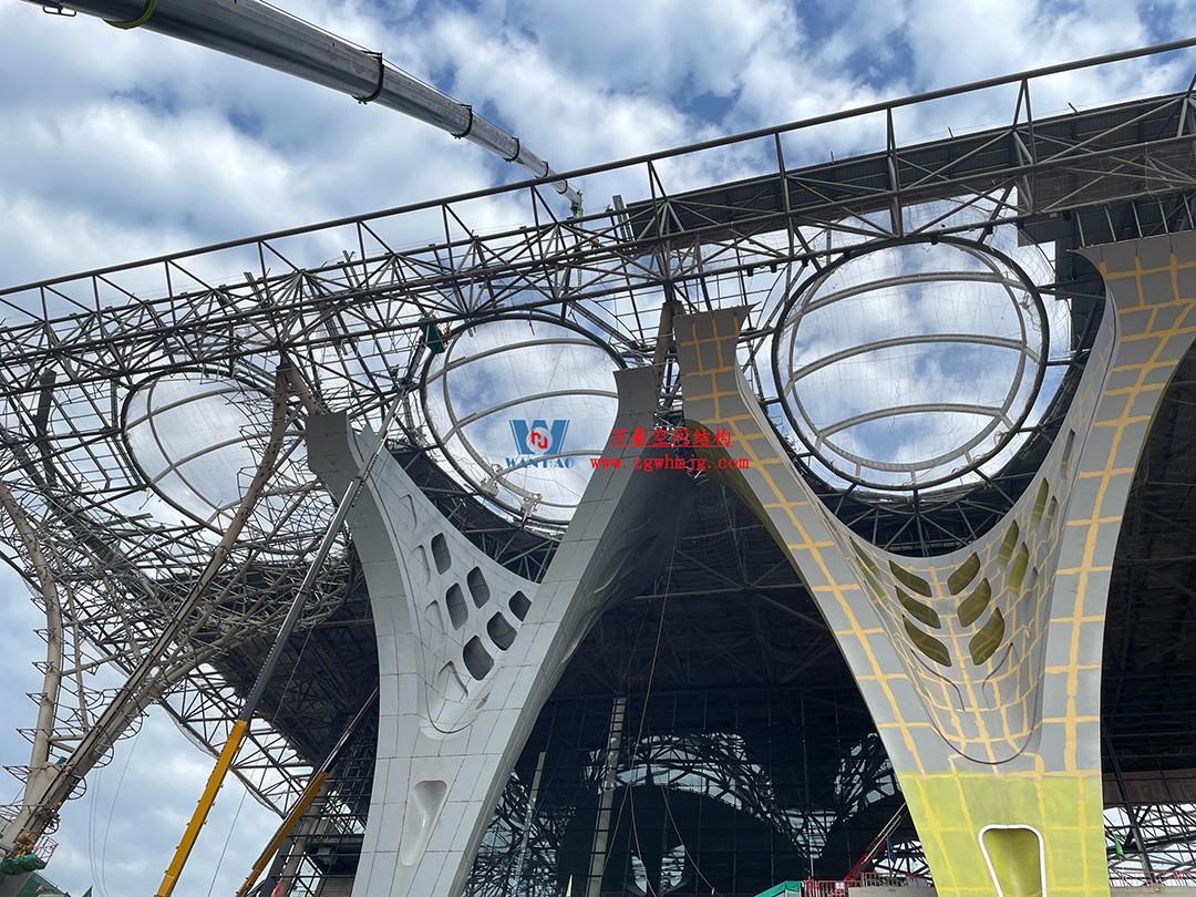 重庆东站站房正在加速建设,全力绘就项目新篇章 重庆东站站房正在加速建设,全力绘就项目新篇章