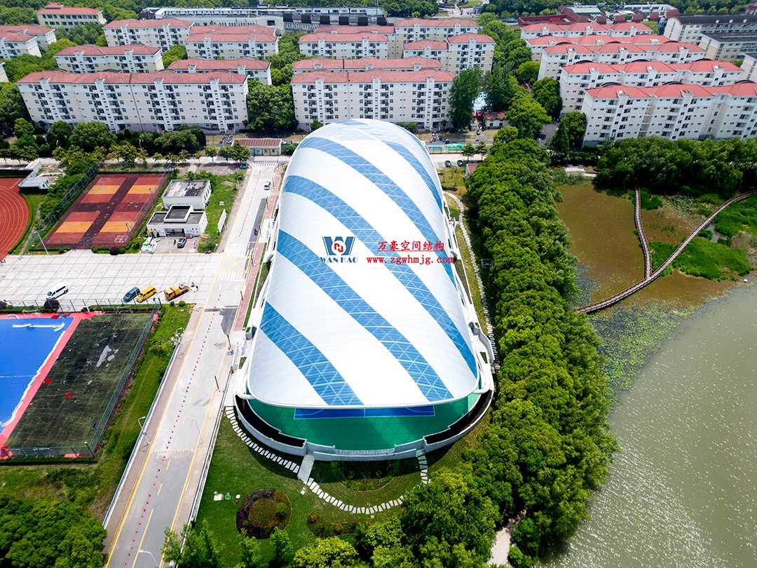 帆影碧波|风雨操场上的ETFE膜结构穹顶 帆影碧波|风雨操场上的ETFE膜结构穹顶